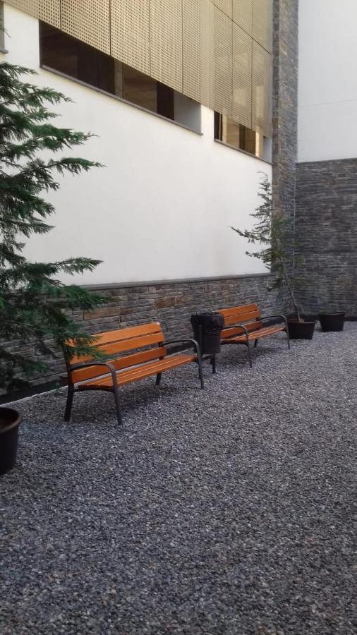 Comfortable Studio With Mountain View In Arinsal 40 M² + Ski Storage Exterior foto