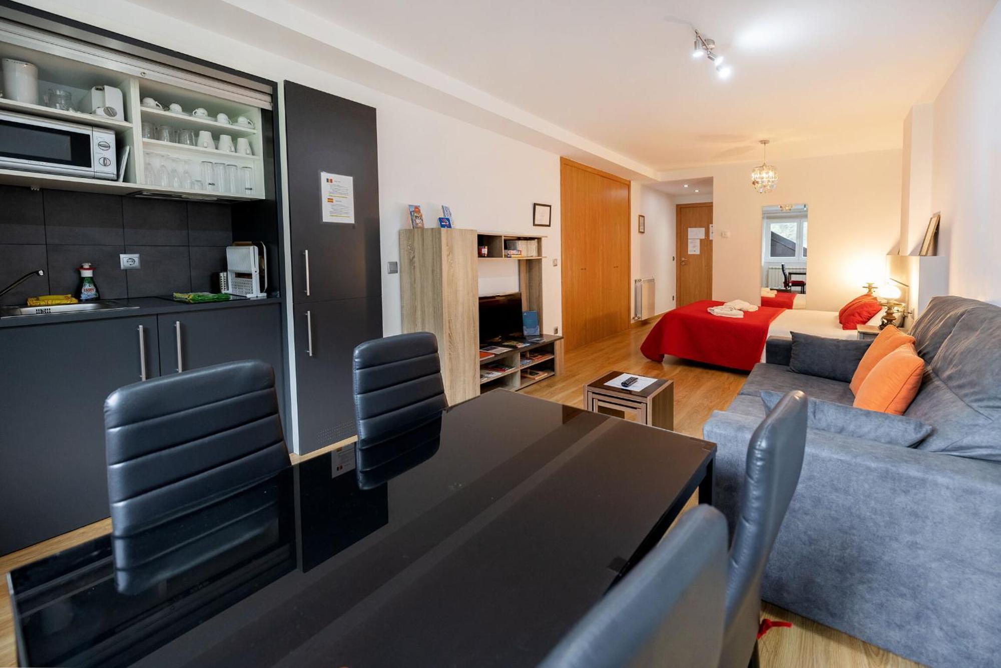 Comfortable Studio With Mountain View In Arinsal 40 M² + Ski Storage Exterior foto